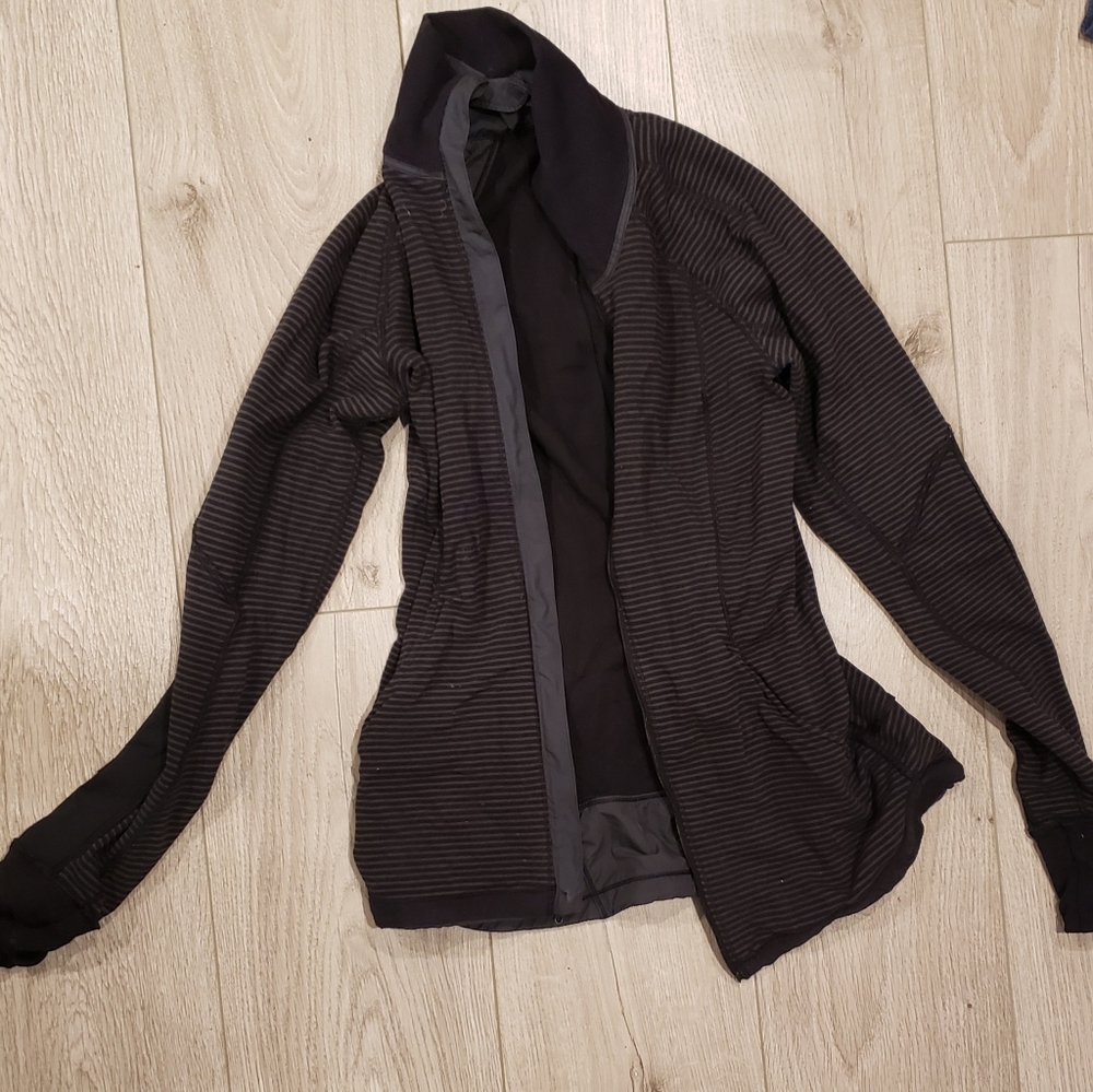 Lululemon Reversible Jacket - Picture 4 of 4